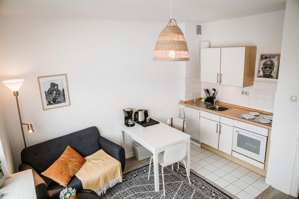City-Appartement, Holtenauer Strasse Mit 24H Check-In Kiel Exterior photo