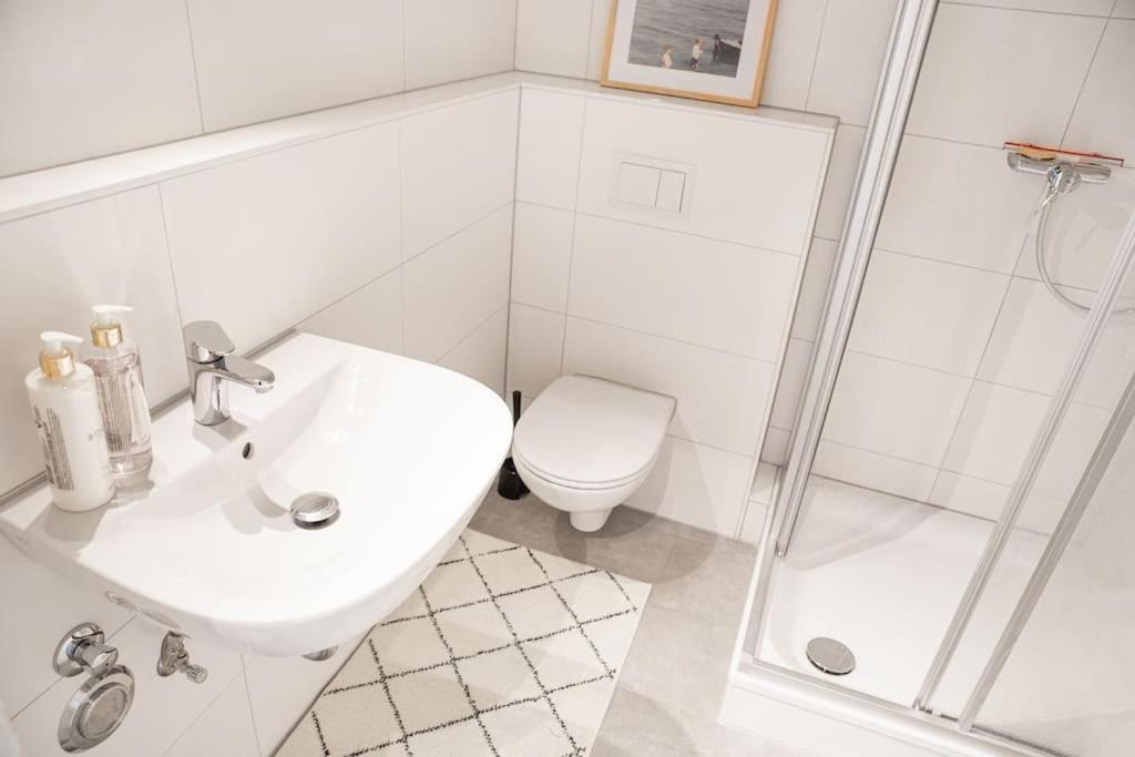 City-Appartement, Holtenauer Strasse Mit 24H Check-In Kiel Exterior photo